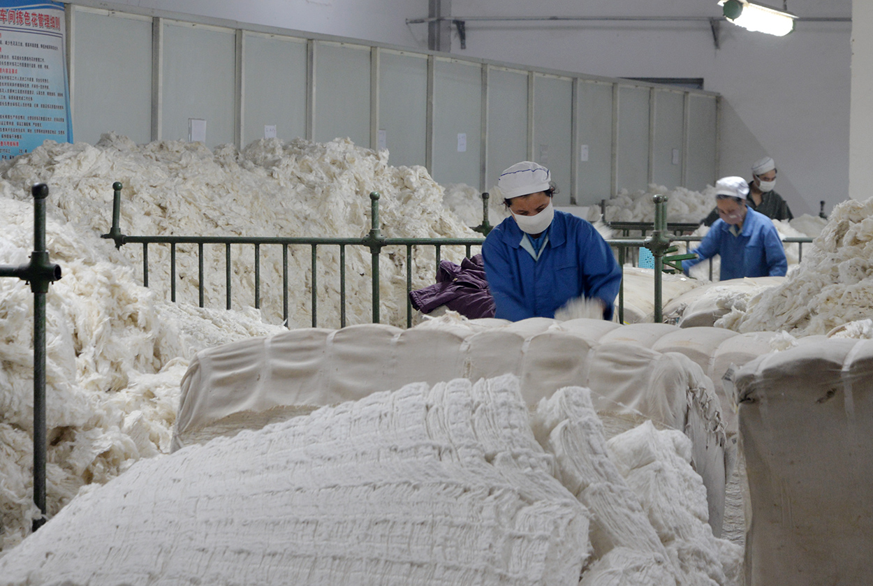直立棉厂家：无纺布与纺粘布的关系